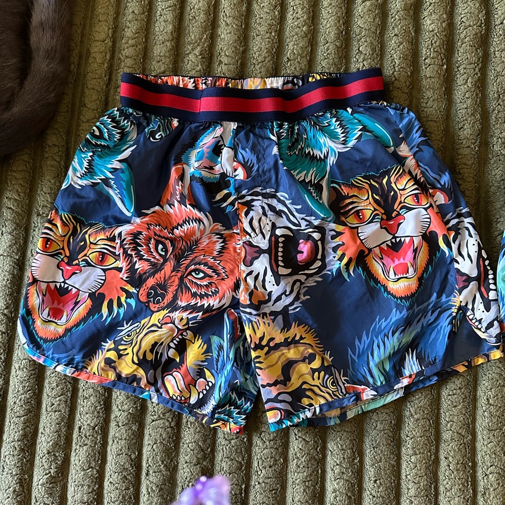 Gucci boys animal print swim shorts size 10 and 12 - Picture 2 of 5